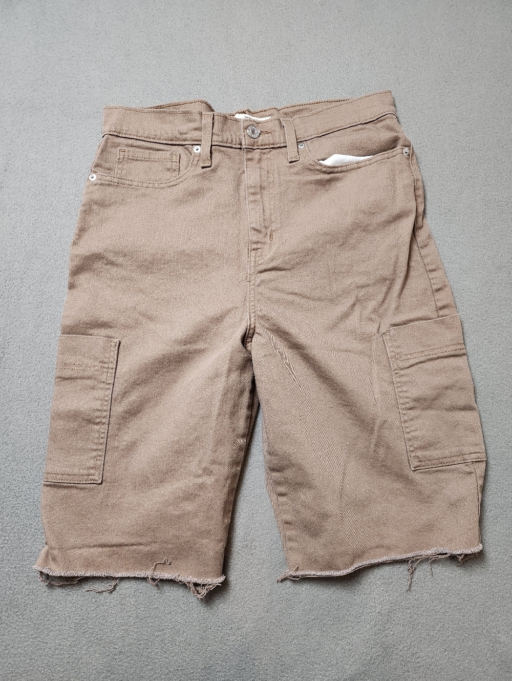 Levis Heritage High Rise Loose Straight Leg Cargo Shorts Womens Size 10 - W30